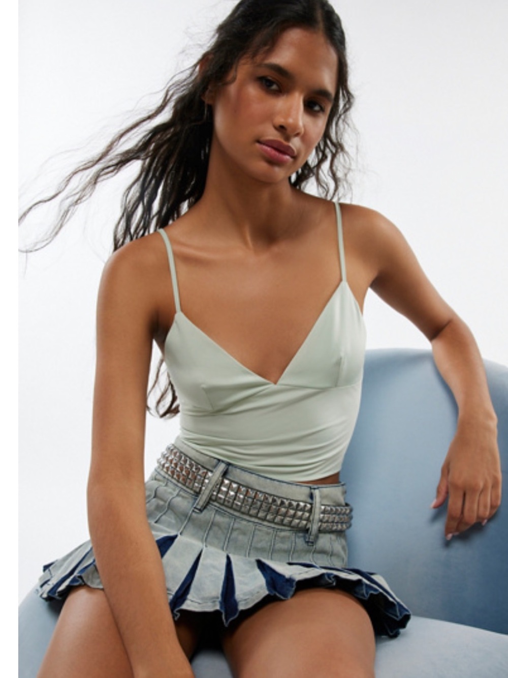 Urban Outfitters silence + noice Satin V-Neck crop Cami Top in Light Sage large